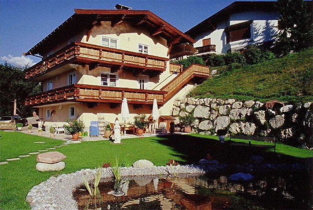 Romantik Aparthotel Sonnleitn Sankt Johann in Tirol Exterior foto